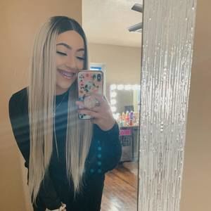 Meet your Posher, Iris